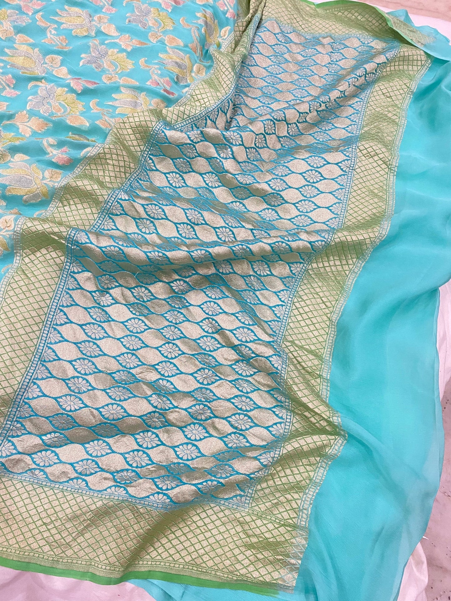 Khaddi Georgette Handloom Banarasi Saree