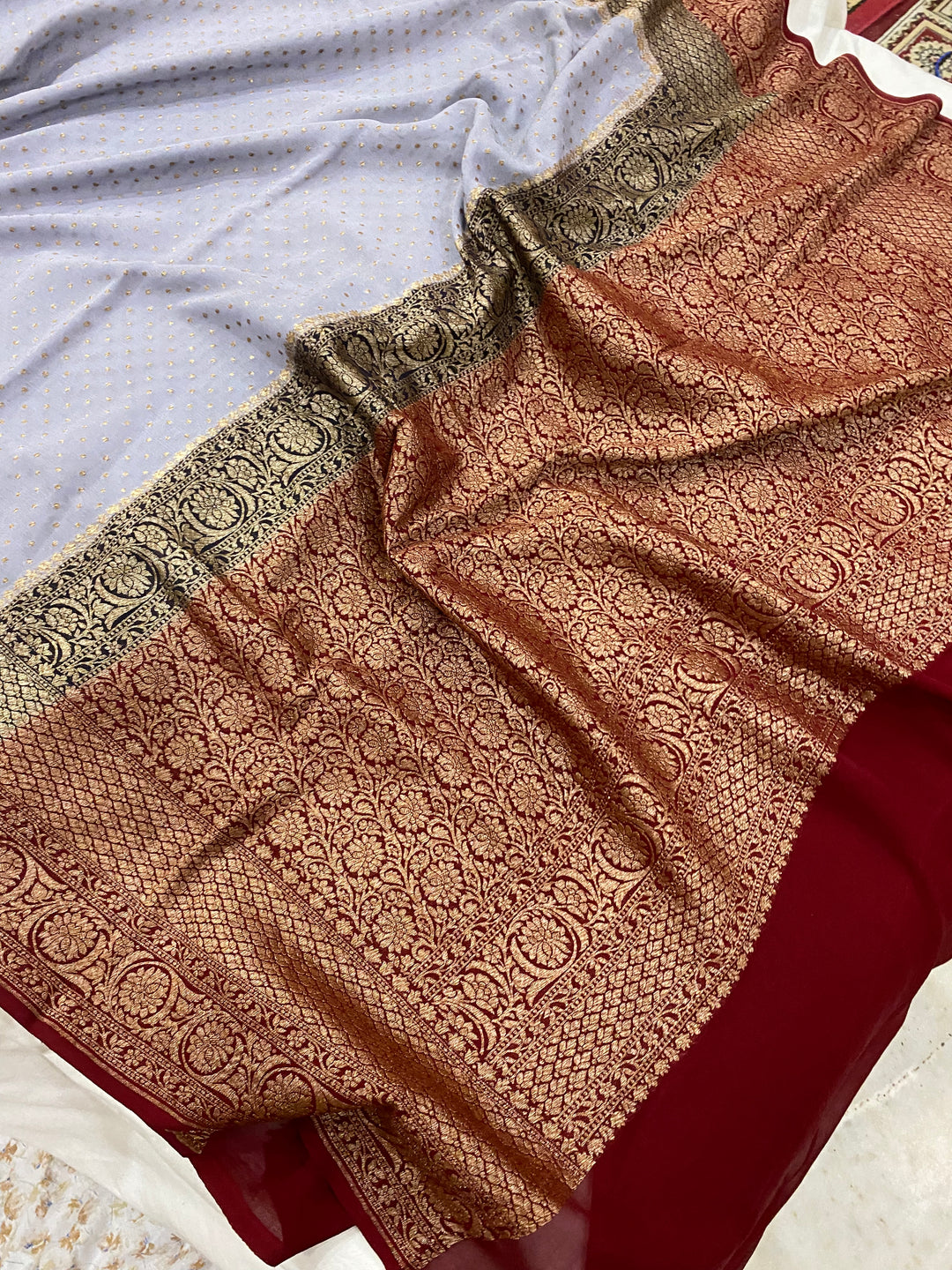 Khaddi Georgette Banarasi Saree - Antique zari