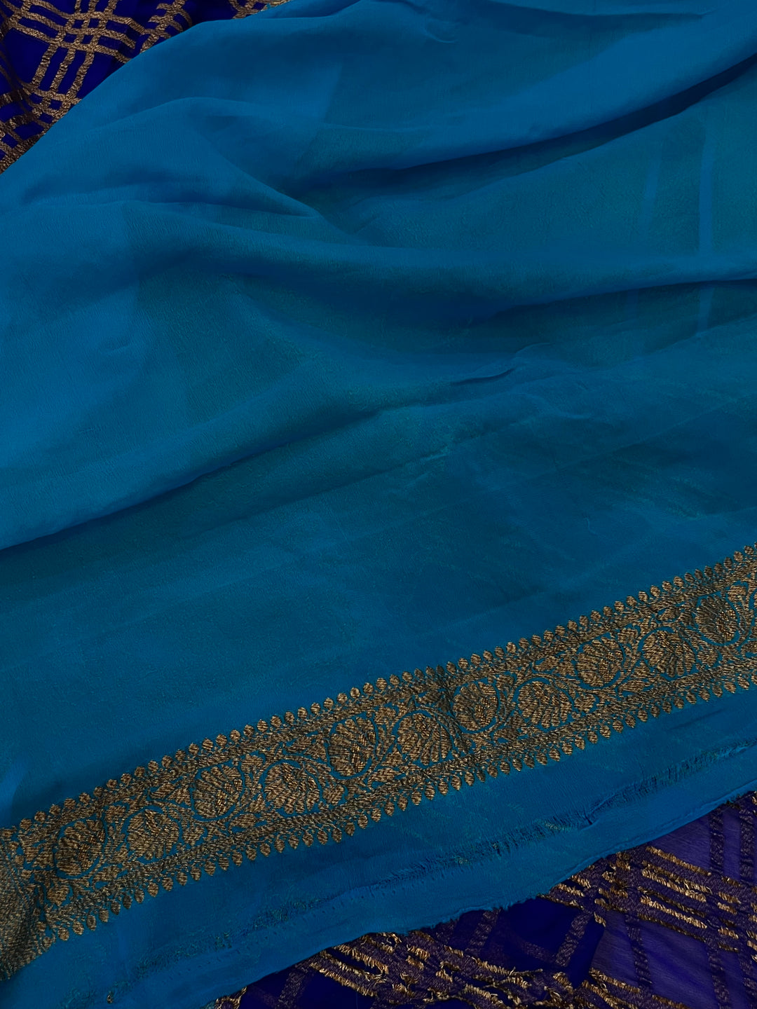 Khaddi Georgette Banarasi Saree - Antique zari