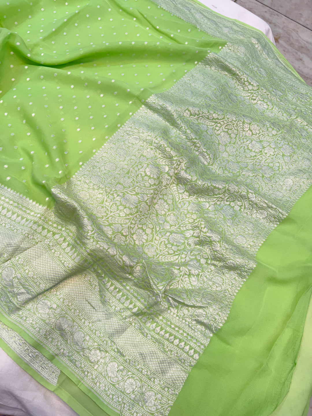 Pure Georgette Handloom Banarsi Saree