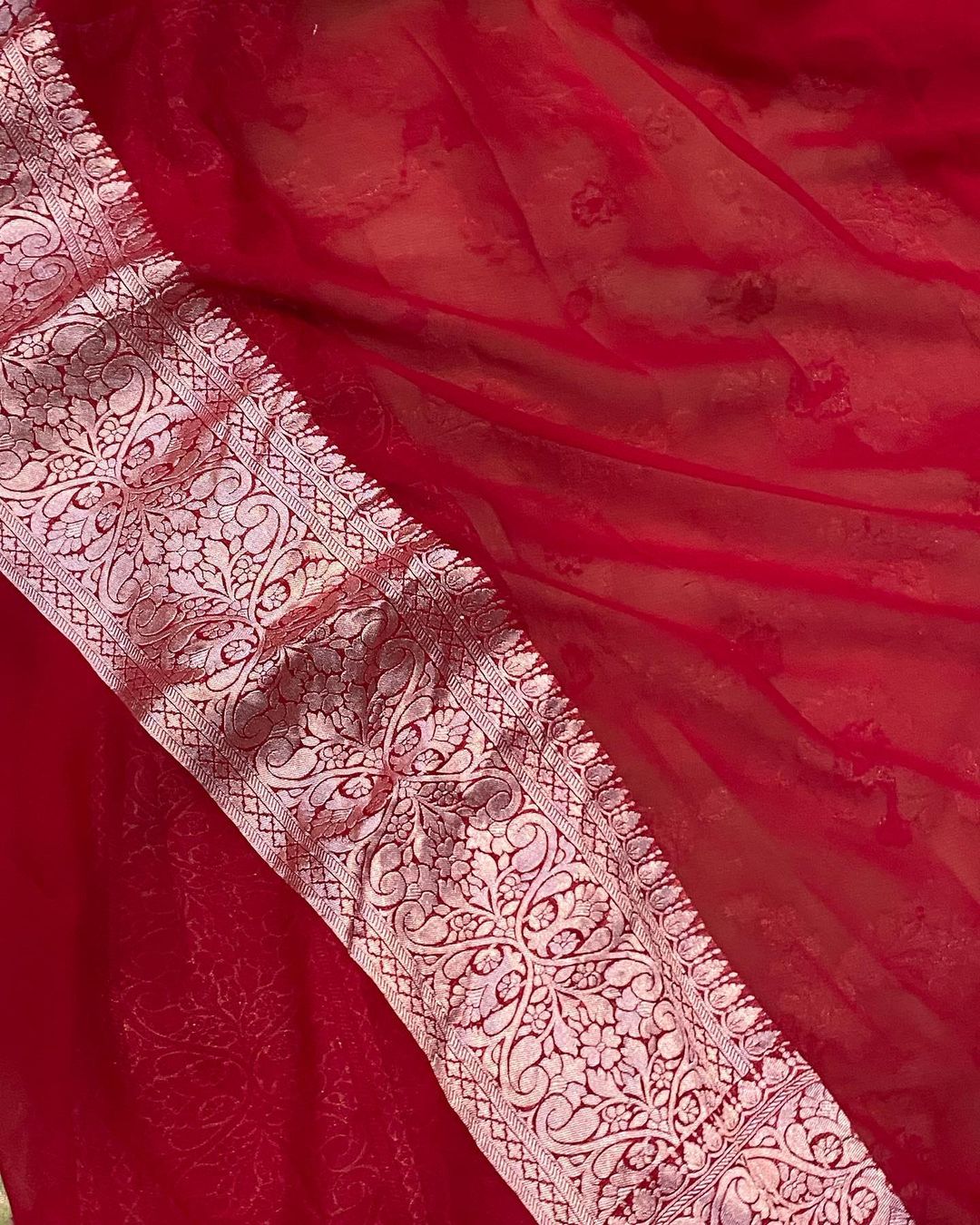 Khaddi Georgette Handloom Banarasi Saree