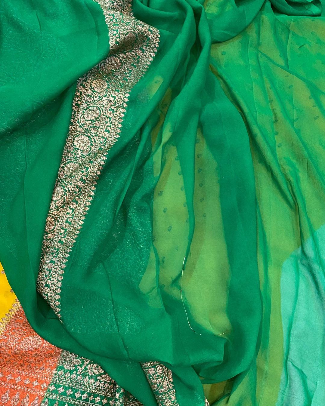 Khaddi Georgette Banarasi Saree - Antique zari