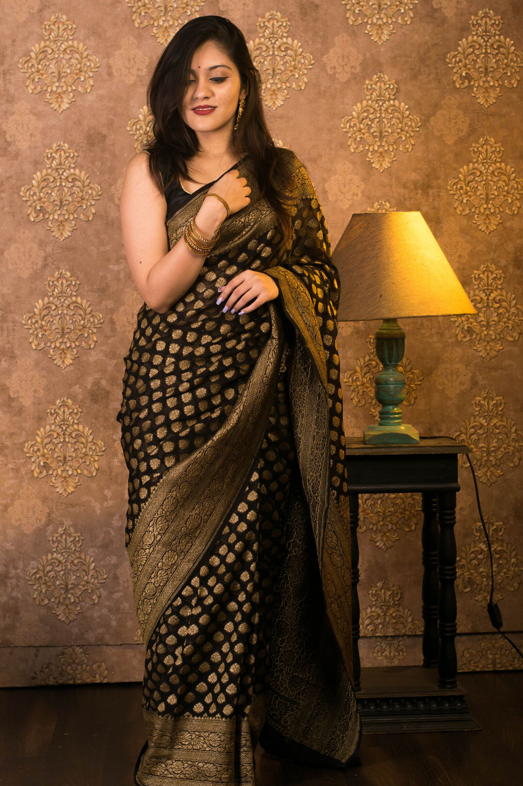Khaddi Georgette Banarasi Saree - Antique zari