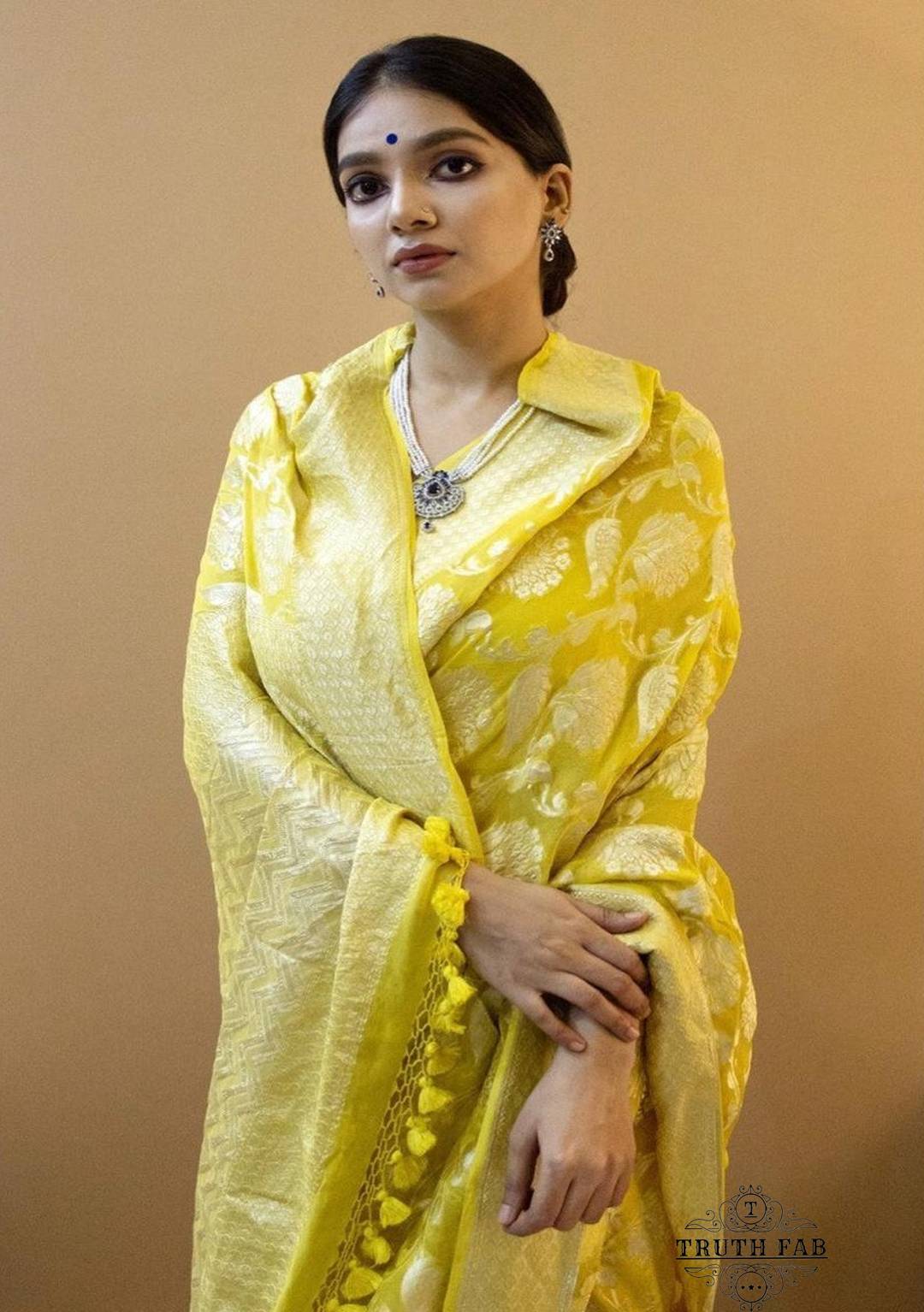 Khaddi Georgette Handloom Banarasi Saree